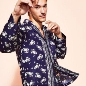 Royalty by Maluma Blue Heraldic Floral Pajama Shirt XL